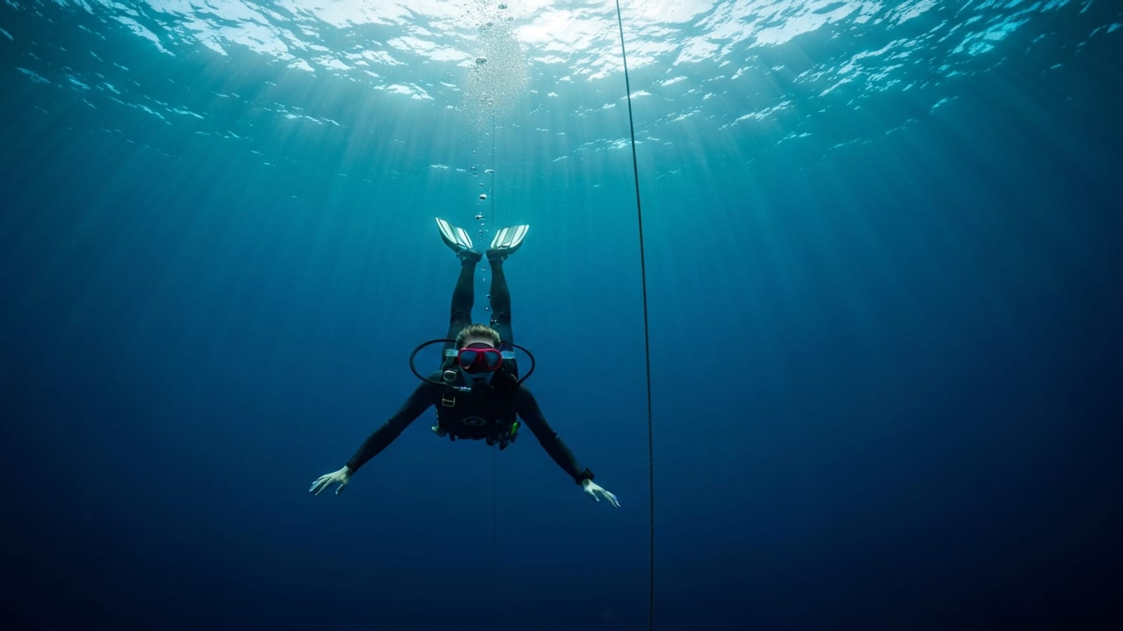 Freediving Lung Squeeze: Causes, Symptoms, and Prevention
